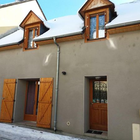 Locations Vacances A La Montagne Sarrancolin Экстерьер фото
